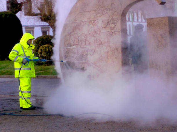 Best Commercial Building Pressure Washing  in Cascade, IA